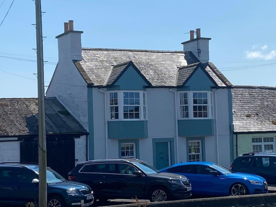 3 Bedroom Townhouse Right On The Harbour Isle of Whithorn Zewnętrze zdjęcie