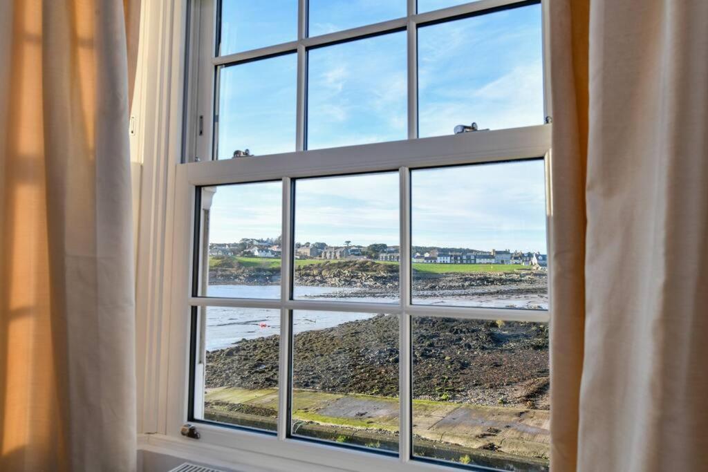 3 Bedroom Townhouse Right On The Harbour Isle of Whithorn Zewnętrze zdjęcie